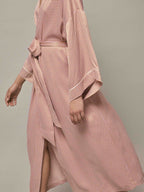Luisa Wang -Kimono elegante me teksturë të lehtë