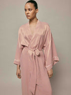 Luisa Wang -Kimono elegante me teksturë të lehtë